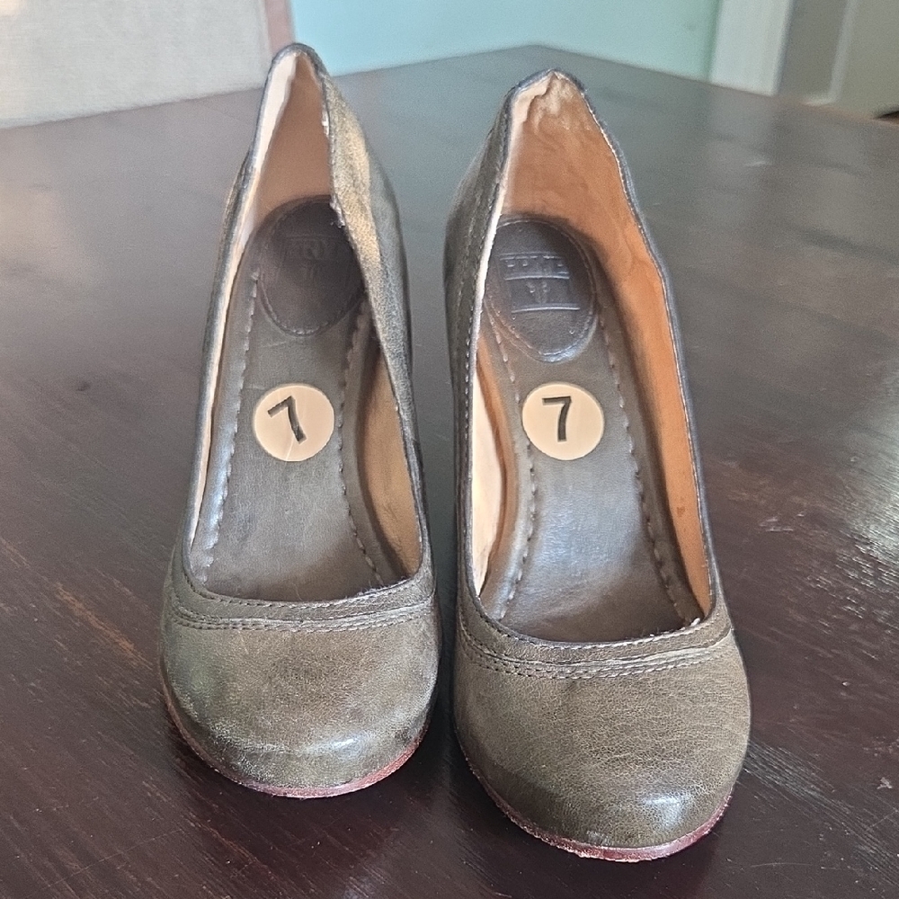 Frye Chic Olive Women's Heels Size 7